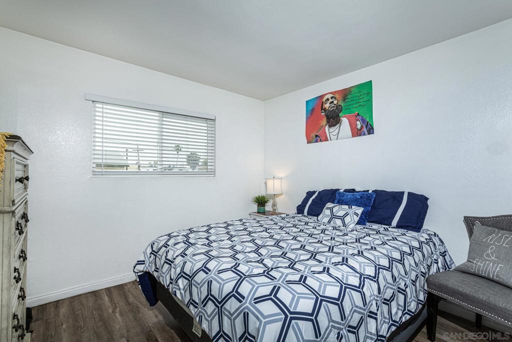 MLS #250030448SD img 10