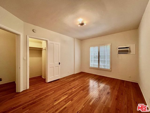 8474 Fountain Avenue, West Hollywood CA: https://media.crmls.org/mediaz/b1dda0fa-ffd9-479b-a02c-ae70e7881ebe.jpg