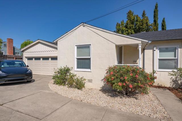 1500 Jasmine Street, San Mateo CA: https://media.crmls.org/mediaz/b1ddc78c-520a-4295-a0e8-b571369db9ae.jpg
