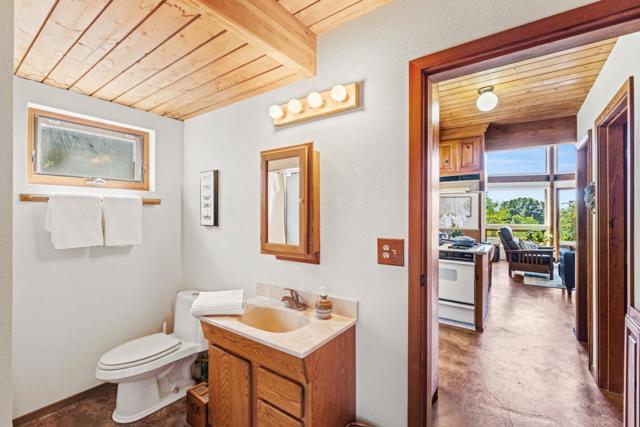 994 Laurel Grove Drive, Soquel CA: https://media.crmls.org/mediaz/b1de63ed-a29a-48ed-9539-b9cde4eb66a8.jpg