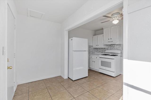 Image 12 of 34 For 2343 Erickson Street