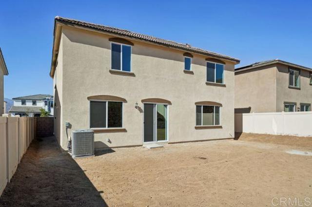 19420 Brush Creek Way, Lake Elsinore CA: https://media.crmls.org/mediaz/b1df6c93-f3e4-44a6-b6f8-e5d760ee29d8.jpg