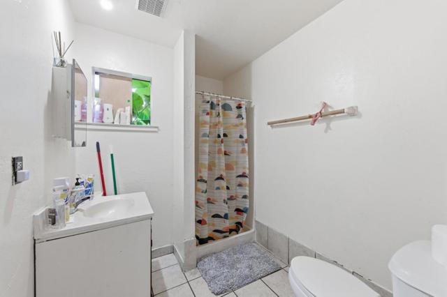 361 N 10th Street, San Jose CA: https://media.crmls.org/mediaz/b1e00bf4-267c-4cbb-8791-84319bbde10c.jpg