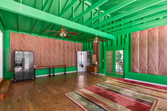 22370 Old Santa Cruz Highway, Los Gatos CA: https://media.crmls.org/mediaz/b1e06ec5-ff40-45cf-93b2-271eeeb94b7e.jpg