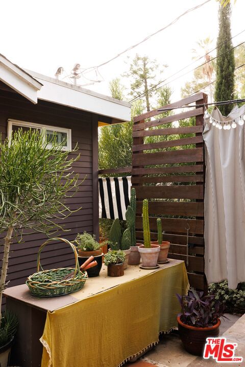 6205 Vidette Street photo 29