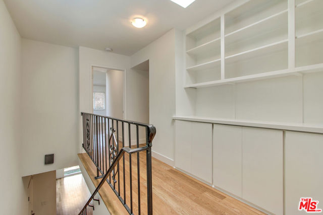 828 Westmount Drive, West Hollywood CA: https://media.crmls.org/mediaz/b1e14ccb-3153-4a06-b37b-a0a9dadc0547.jpg