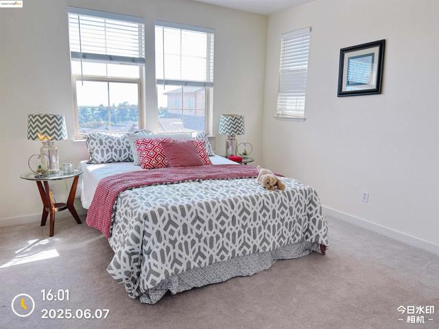 6136 Old Quarry Loop, Oakland CA: https://media.crmls.org/mediaz/b1e1af3c-c535-41ef-8f99-9292d9785fc1.jpg