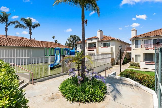 340 Isthmus Way, Oceanside CA: https://media.crmls.org/mediaz/b1e281bb-d2db-430c-94d6-91f5484e802c.jpg