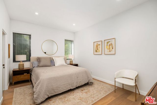 8545 Charl Lane, Los Angeles CA: https://media.crmls.org/mediaz/b1e28776-3706-427e-b967-bfb0971b5ab2.jpg