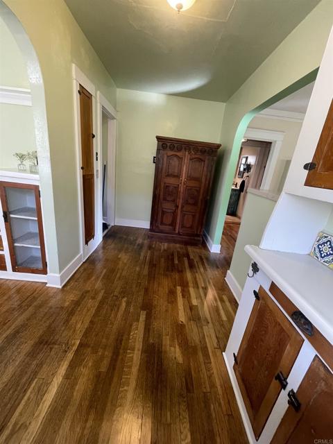 Detail Gallery Image 10 of 47 For 121 E Warner St, Ventura,  CA 93001 - 2 Beds | 1 Baths