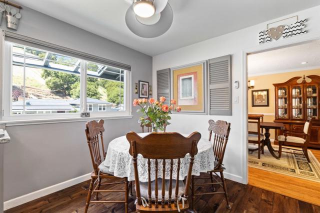 3155 Brittan Avenue, San Carlos CA: https://media.crmls.org/mediaz/b1e34b1f-f9a1-4f1a-a770-213613c0bdef.jpg