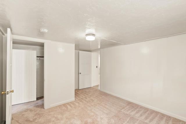 Detail Gallery Image 35 of 47 For 3040 Byron St, San Diego,  CA 92106 - 6 Beds | 2 Baths