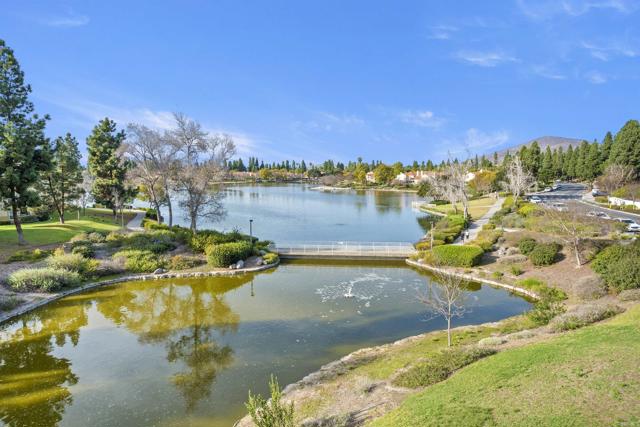 845 RIDGEWATER DR, Chula Vista CA: https://media.crmls.org/mediaz/b1e4595f-7f45-4e14-a2da-f3342180679b.jpg