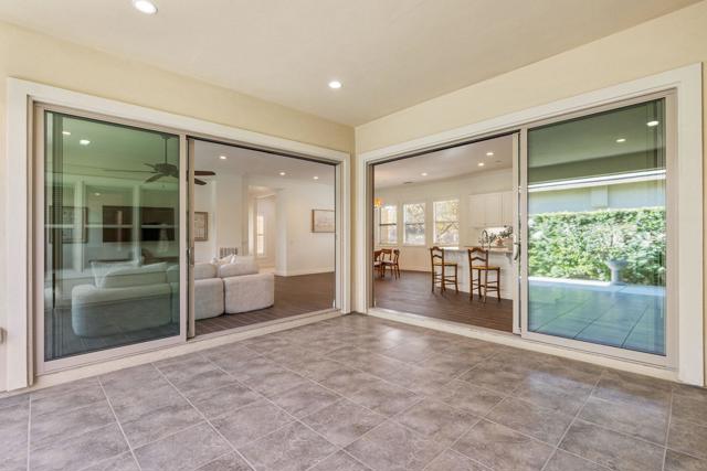 Image 19 of 69 For 82707 Woodcreek Court