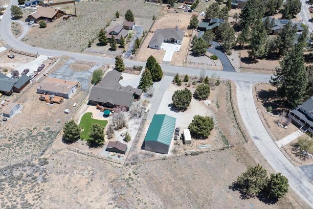 1188 Monte Vista Drive, Big Bear CA: https://media.crmls.org/mediaz/b1e5444f-fdd9-4a02-a4d8-95963079263d.jpg