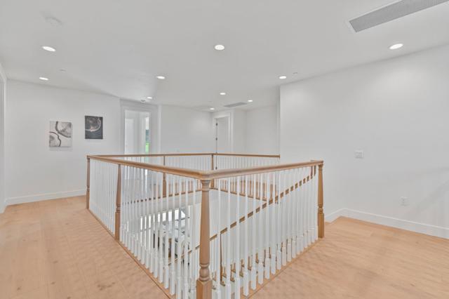 Image 25 of 65 For 8014 Kingbird Ct