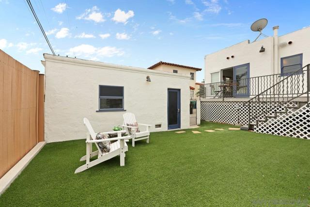 3322 Dumas St, San Diego CA: https://media.crmls.org/mediaz/b1e7789c-80c4-4809-b99b-d946dd2ff42a.jpg
