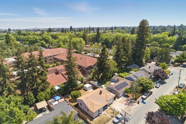 41 Murray Court, Redwood City CA: https://media.crmls.org/mediaz/b1e783a1-b899-4de4-8007-e29011f7c0cd.jpg