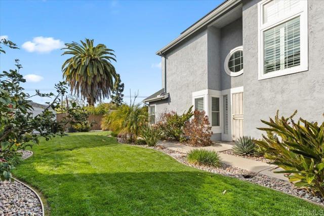 10250 New Bedford Court, Lakeside CA: https://media.crmls.org/mediaz/b1e792ba-b987-4390-b845-f8301d109afc.jpg