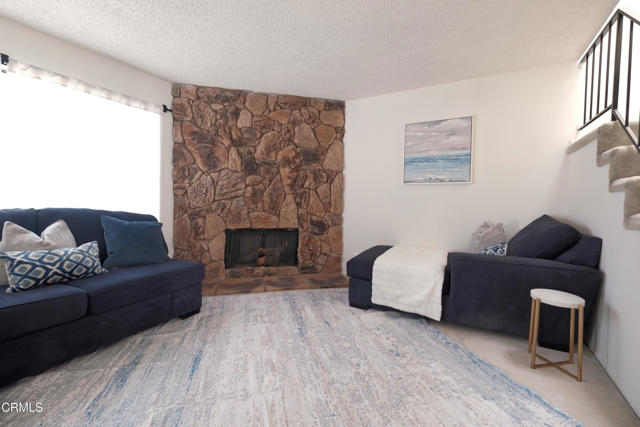 Detail Gallery Image 3 of 23 For 919 W San Marino Ave #D,  Alhambra,  CA 91801 - 3 Beds | 3 Baths