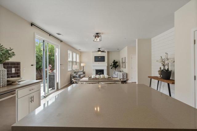 130 Lusitano Way, Gilroy CA: https://media.crmls.org/mediaz/b1ea0f89-9fce-4b78-8d23-32848d04b5ae.jpg