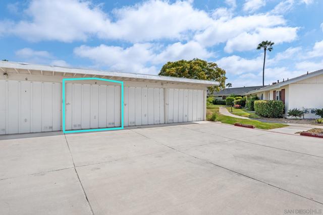 3685 N Vista Campana, Oceanside CA: https://media.crmls.org/mediaz/b1ea45f9-d08a-4984-b3dc-a98257ec0d6e.jpg