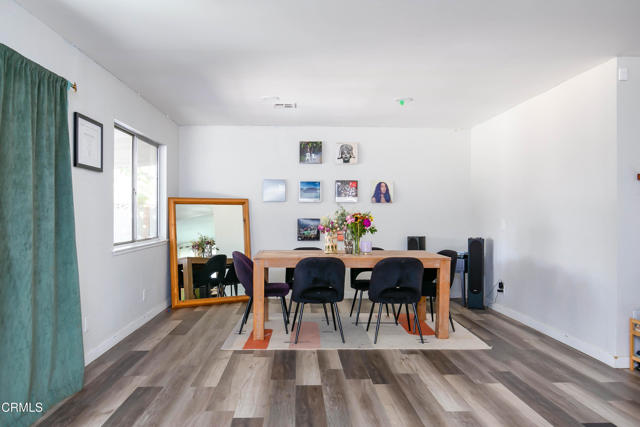 43063 Lemonwood Dr Drive, Lancaster CA: https://media.crmls.org/mediaz/b1ea6b92-6bec-4464-946d-314e0a003087.jpg