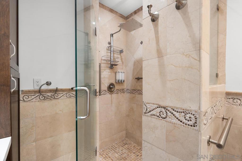 MLS #250032827SD image #6