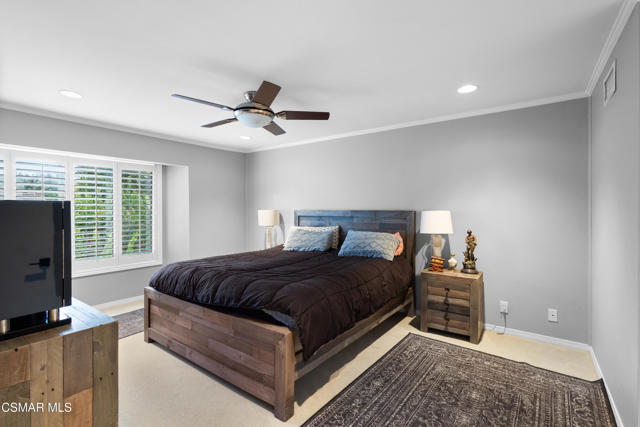 1224 S Westlake Boulevard, Westlake Village CA: https://media.crmls.org/mediaz/b1eacf91-b2b0-492e-bbc5-47b4f1f6f5e8.jpg