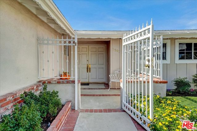 5581 Mason Avenue photo 3