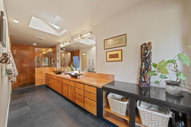 170 Fox Run, Los Gatos CA: https://media.crmls.org/mediaz/b1eb2a2a-d364-4e40-8e3a-4716d6c4df85.jpg