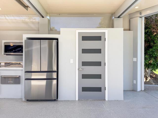 80394 Avenue 48, Indio CA: https://media.crmls.org/mediaz/b1eb9716-de64-40b7-9b80-c3c3df7d3800.jpg