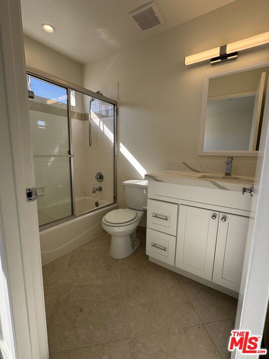 11735 Dorothy Street, Los Angeles CA: https://media.crmls.org/mediaz/b1ebc897-7eb4-4cb1-bf7b-0da42d7a5d26.jpg