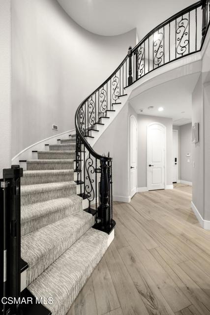1915 Hazel Nut Court, Agoura Hills CA: https://media.crmls.org/mediaz/b1ec0092-ce7f-4a90-8320-b49e36fb8b62.jpg