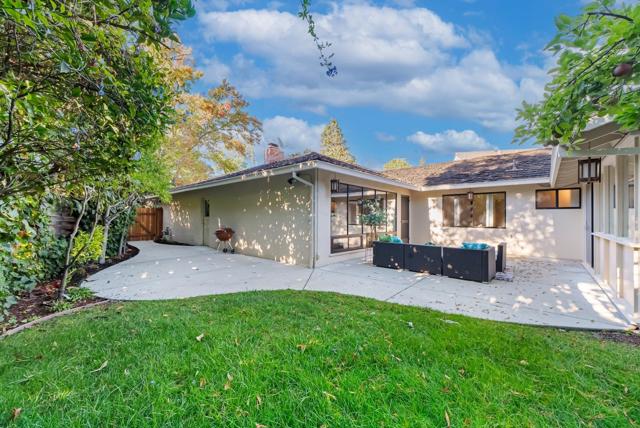 50 Jordan Place, Palo Alto CA: https://media.crmls.org/mediaz/b1ec3da8-1b6e-4261-a850-13d2082568e6.jpg