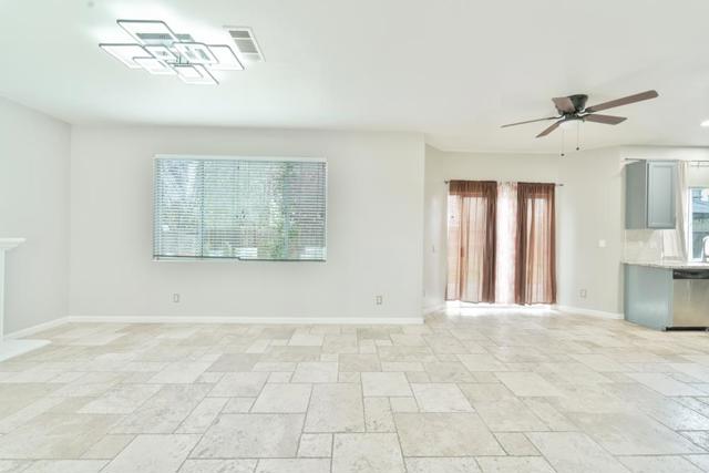 1800 W Graf Road, Hollister CA: https://media.crmls.org/mediaz/b1ed8d7f-03cb-4250-bad4-47efc08c6a47.jpg