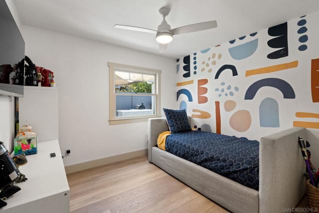 4725 Adams Ave, San Diego CA: https://media.crmls.org/mediaz/b1edc9ea-61ff-4f70-a068-555f4364042f.jpg