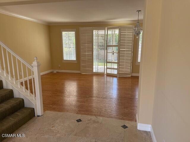 2324 Solway Court, Thousand Oaks CA: https://media.crmls.org/mediaz/b1ee1dbe-0a5f-481e-b3a7-d25249407228.jpg