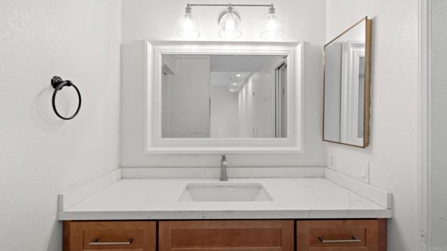 Detail Gallery Image 11 of 30 For 2445 Brant St #304,  San Diego,  CA 92101 - 1 Beds | 1 Baths