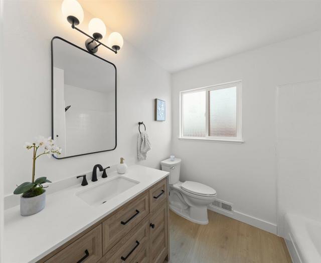 770 Gary Street, Gilroy CA: https://media.crmls.org/mediaz/b1efc38f-3293-4ad8-87a6-d6ed40fe3b3c.jpg