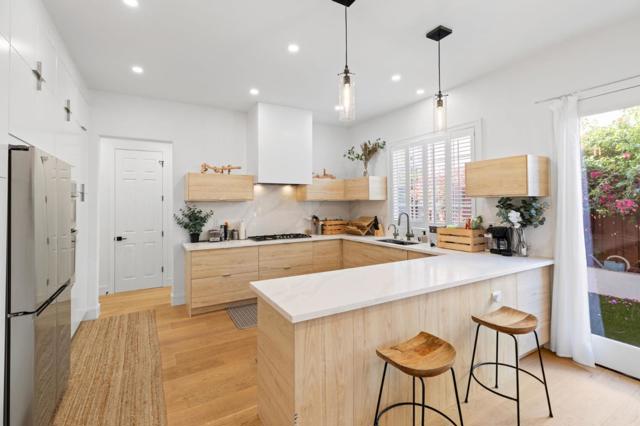 2025 Woodglen Drive, San Jose CA: https://media.crmls.org/mediaz/b1f088ff-85a5-4a8b-9c9b-c2578ee553d1.jpg