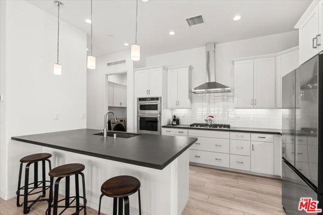 43 Zinfandel, Rancho Mirage CA: https://media.crmls.org/mediaz/b1f09303-a84f-4c3a-8320-475d912ed83c.jpg