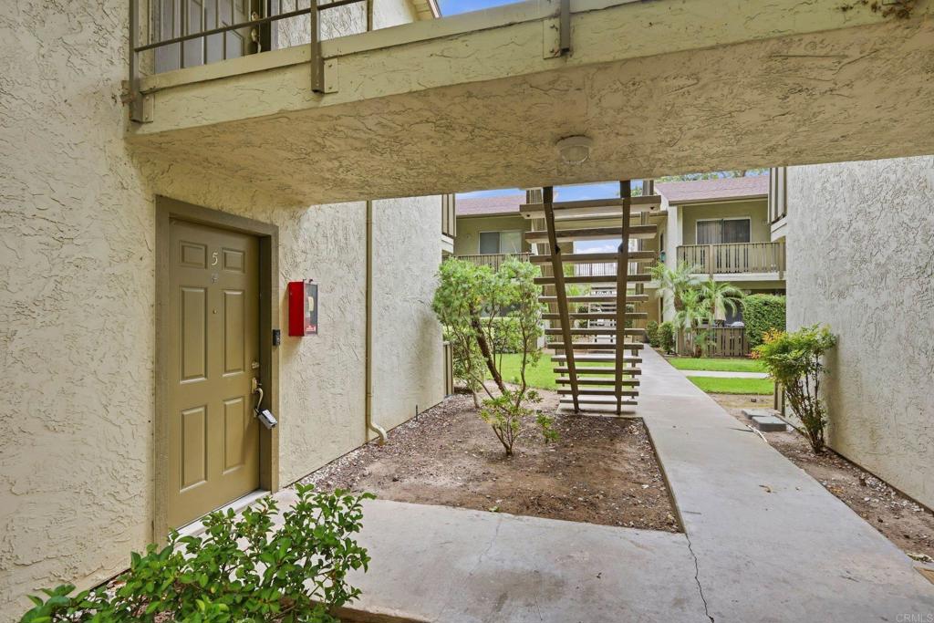 2536 White Oak Place - photo 3