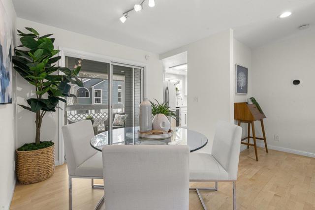 873 Boardwalk Place,  CA: https://media.crmls.org/mediaz/b1f1ed45-e45c-4cd0-9160-bb64f0bf6c60.jpg