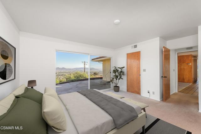 1140 San Clemente Way, Camarillo CA: https://media.crmls.org/mediaz/b1f27825-6821-42db-a6c6-843fc56a9f87.jpg