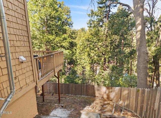 23624 Scenic Drive, Crestline CA: https://media.crmls.org/mediaz/b1f28dbd-0c64-4a35-9050-5cad0f9b14fb.jpg