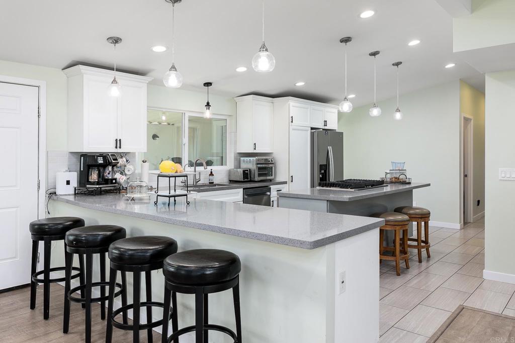 500 Rancheros Drive - photo 10