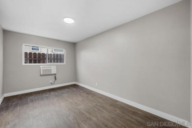 Image 29 of 36 For 4444 49th St