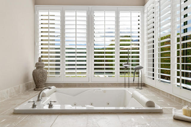 900 Dogwood Circle E, Palm Springs, CA 92264
