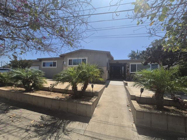 138 Shasta Street, Chula Vista CA: https://media.crmls.org/mediaz/b1f54afb-cd3c-4e70-918d-11467ae93d00.jpg